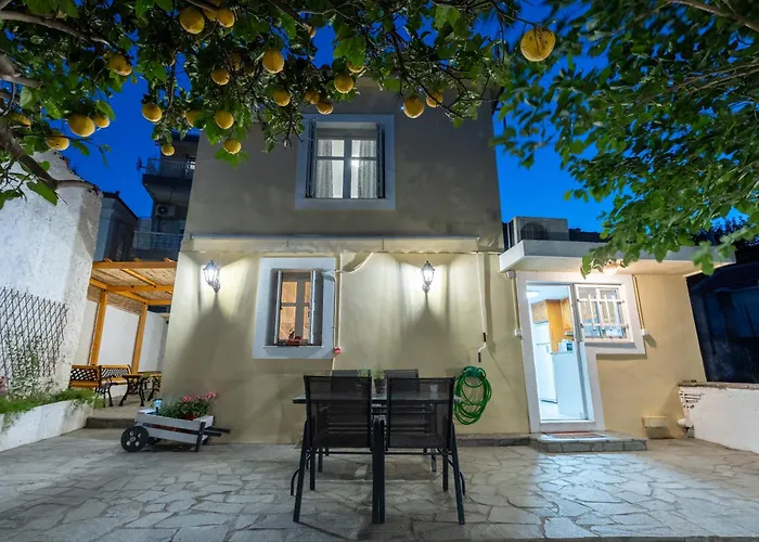 Spacious Home With Yard, Mytilene Lesvos