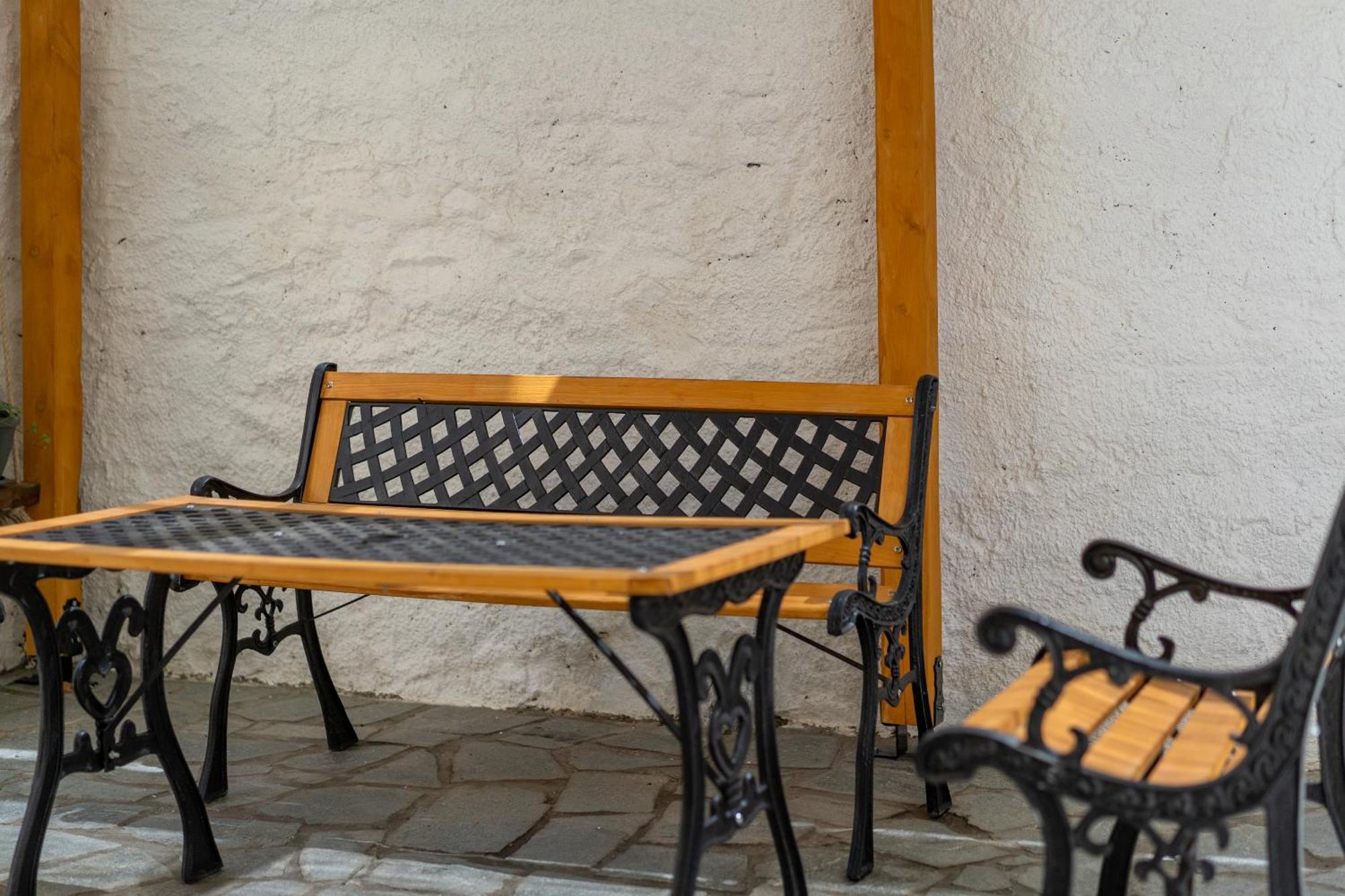 Spacious With Yard, Lesvos * Mytilíni
